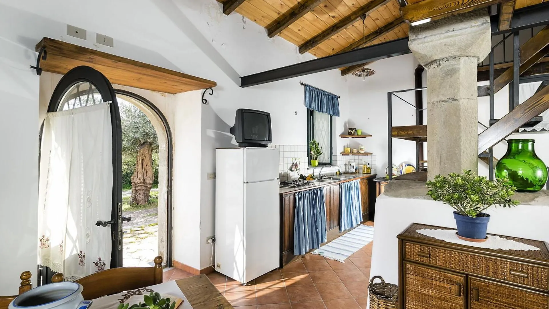 Villa Idyllica Gaggi 0*,